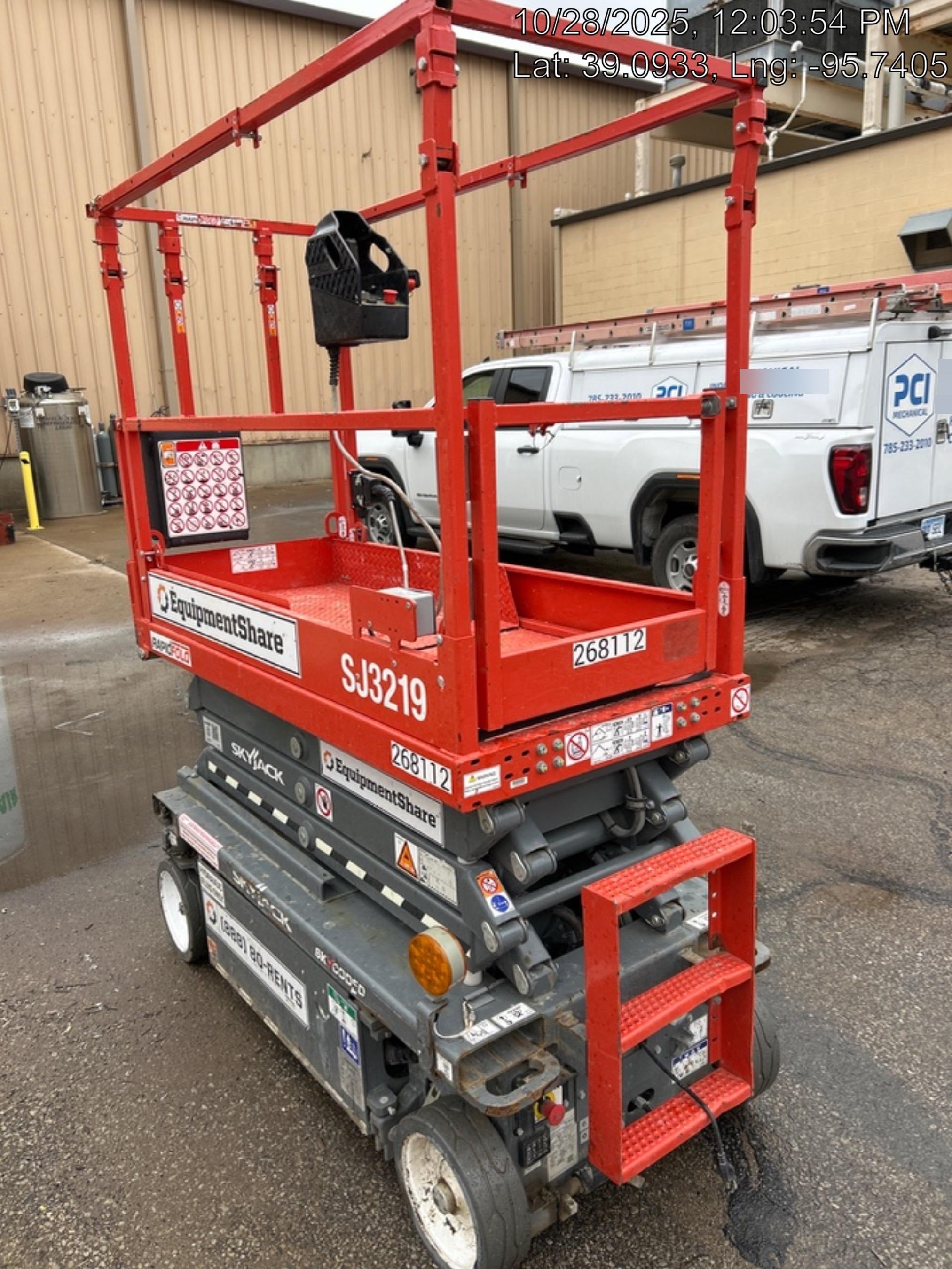 2023 SKYJACK SJ3219