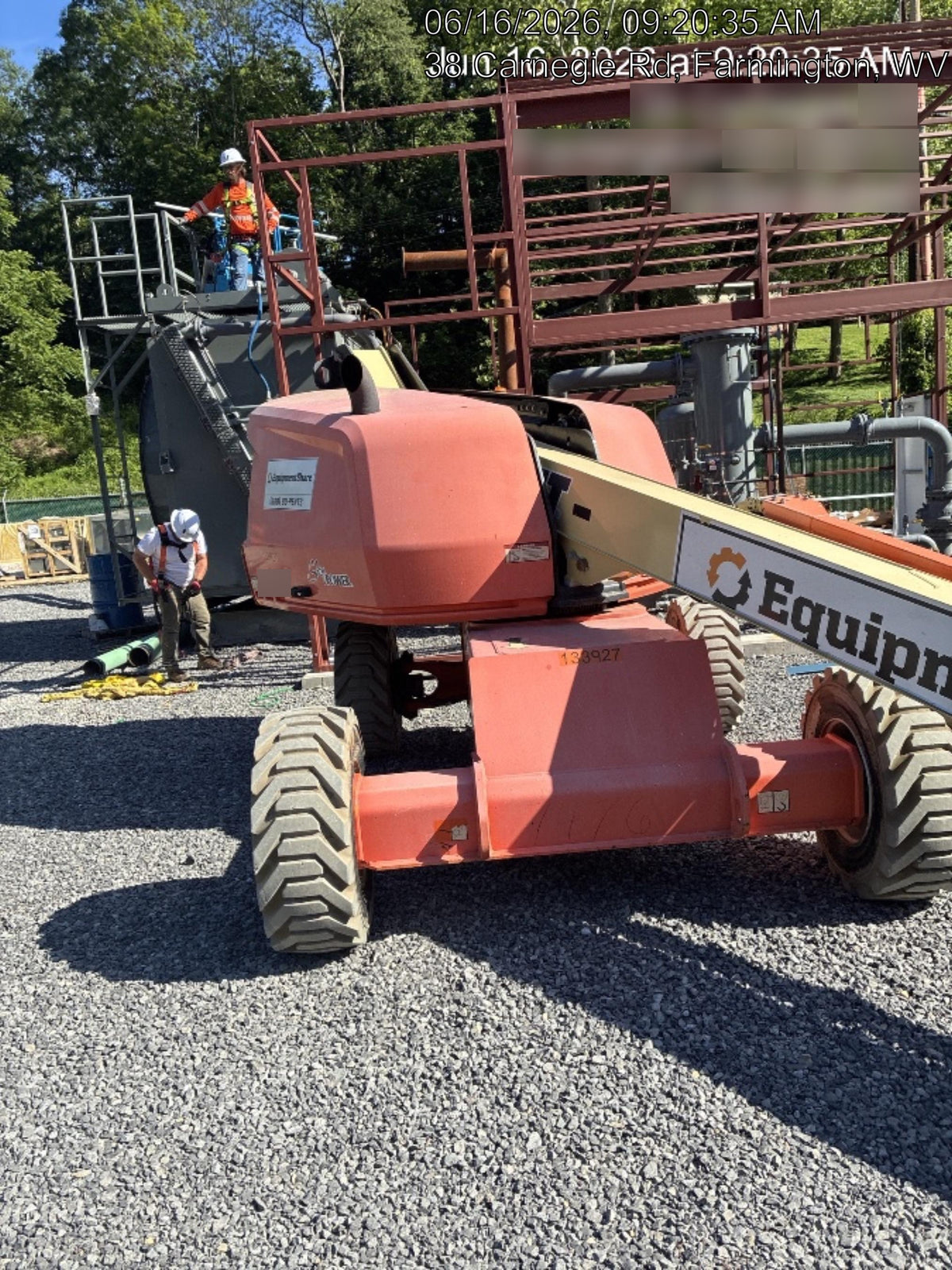 2021 JLG 400S
