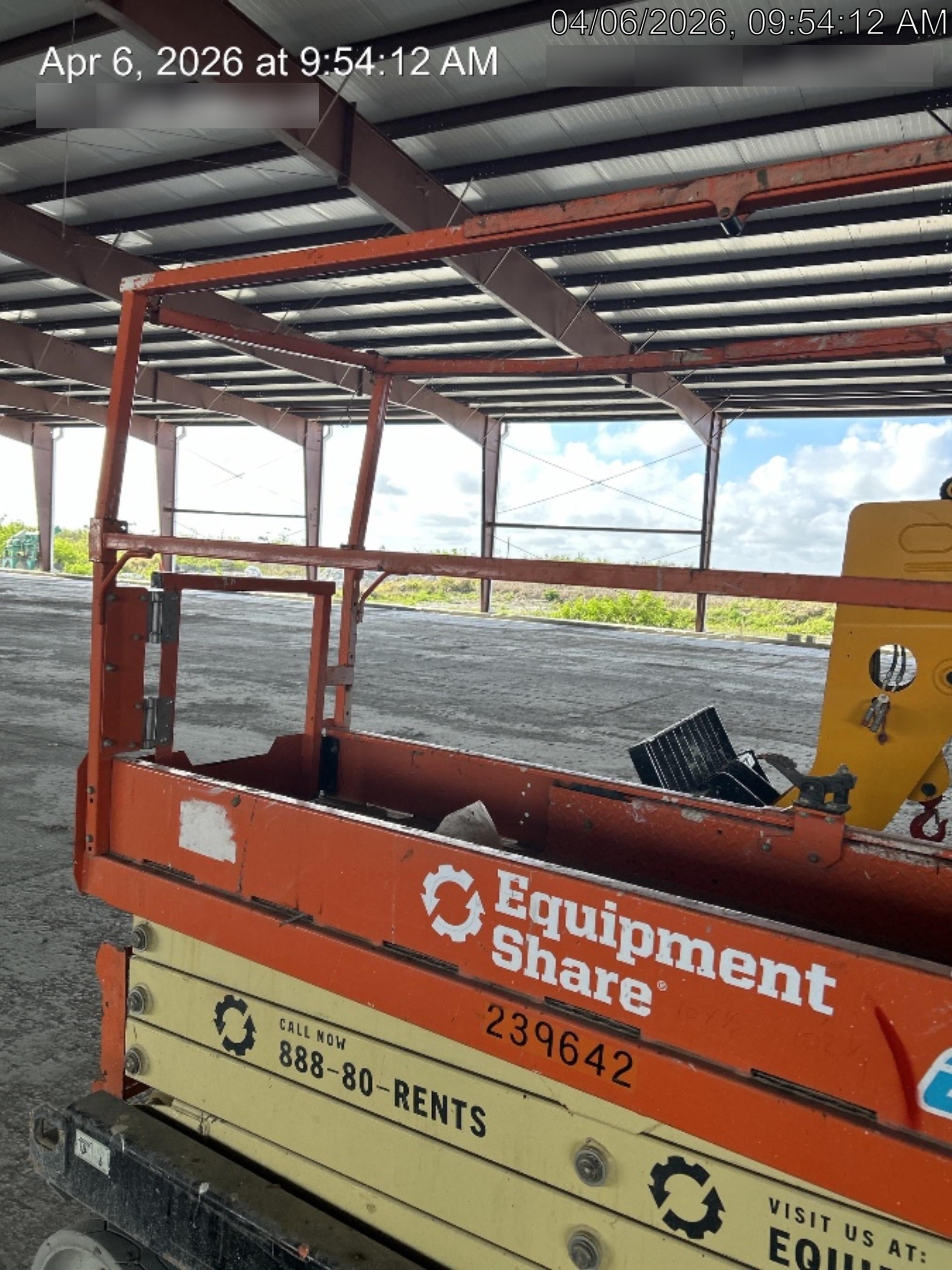 2022 JLG ES2632