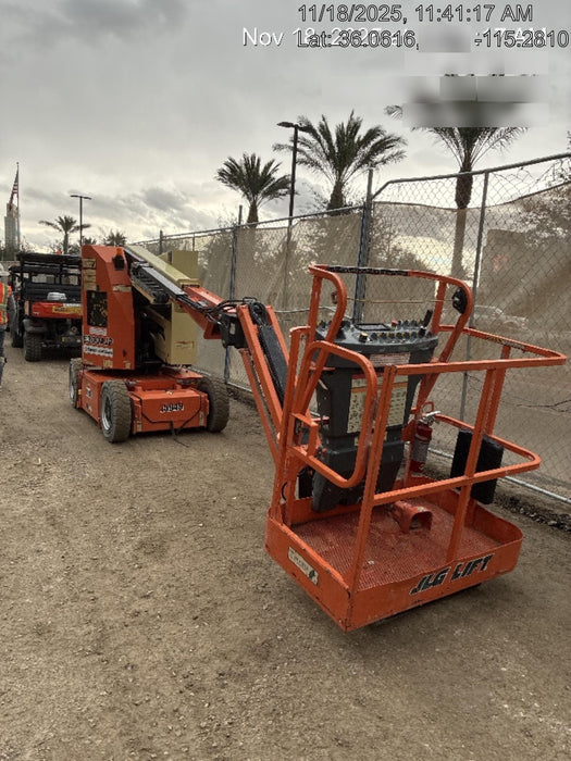 2019 JLG E300AJP