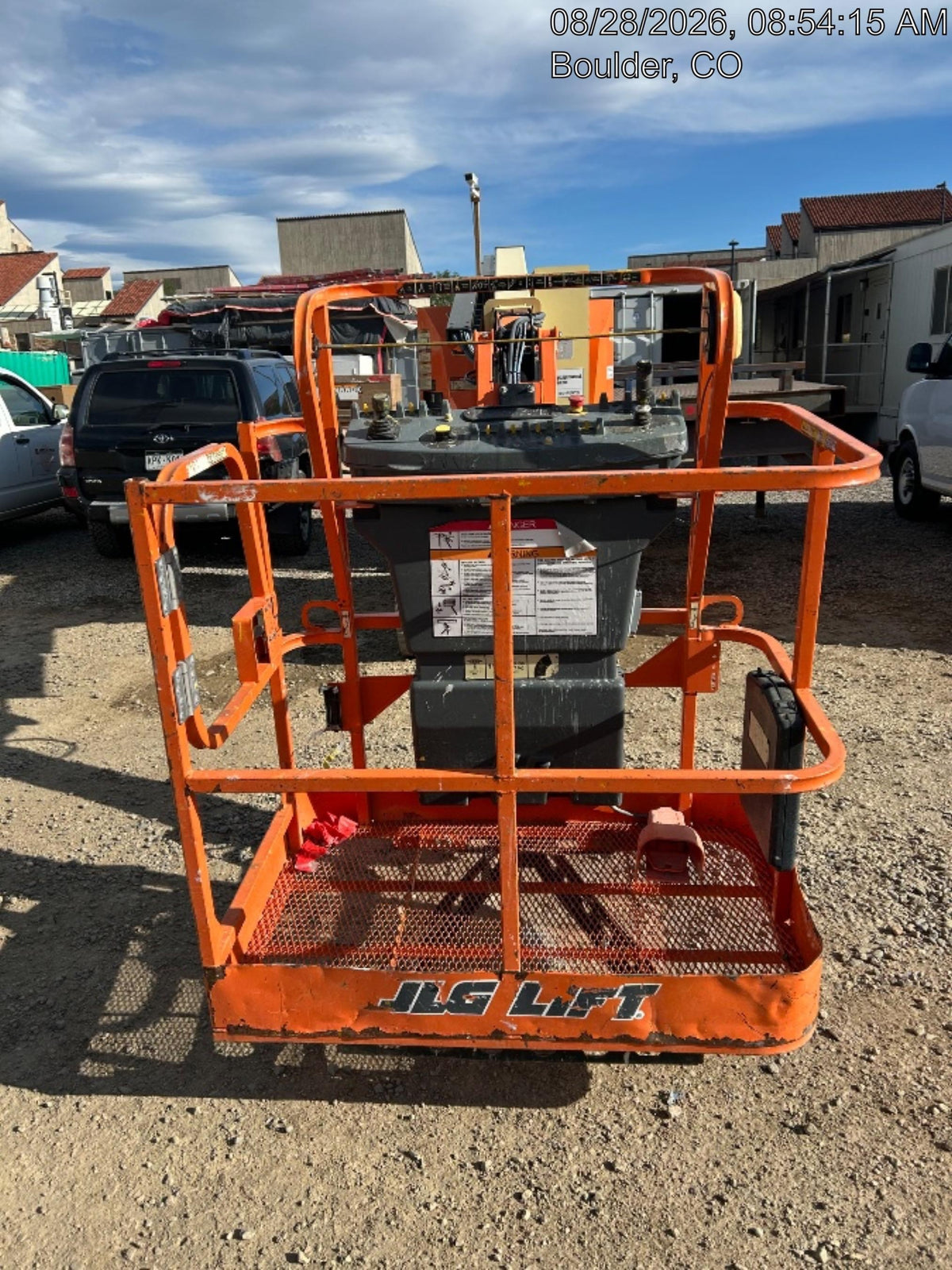 2019 JLG E300AJP