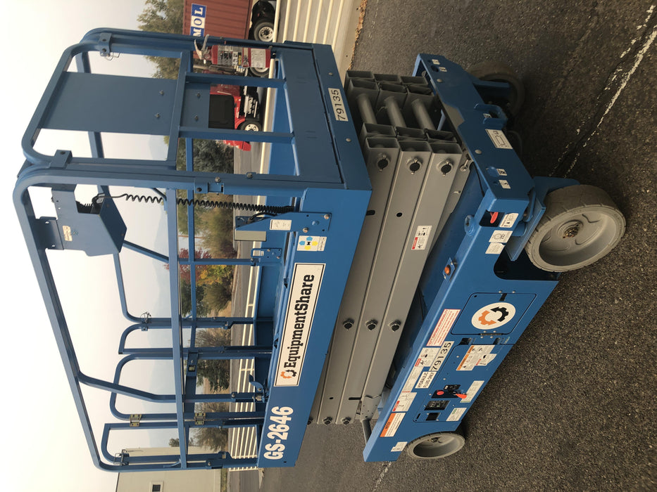 2019 Genie GS-2646 folding rails with full height swing gate