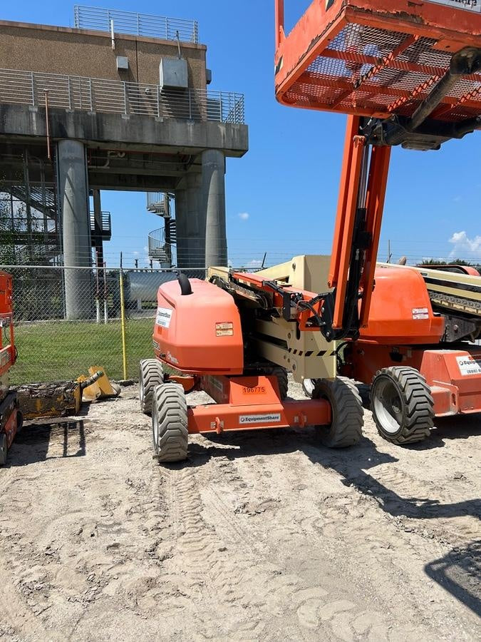 2021 JLG 450AJ