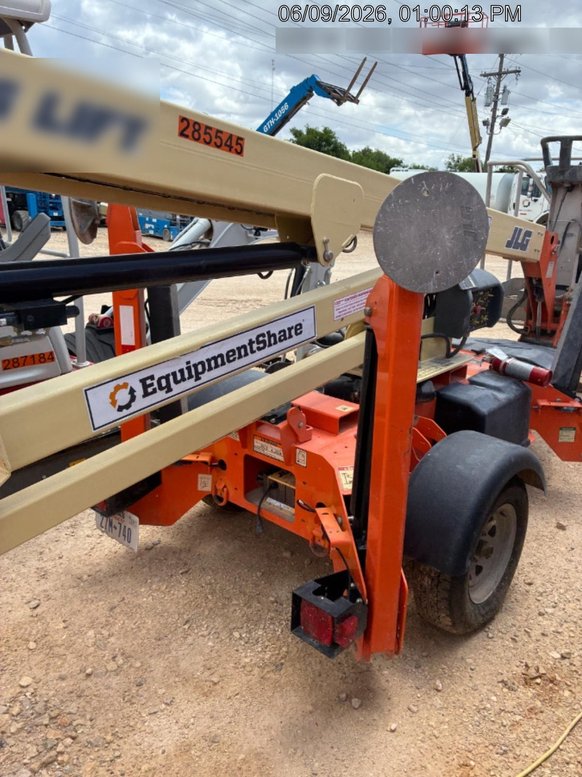 2022 JLG T350