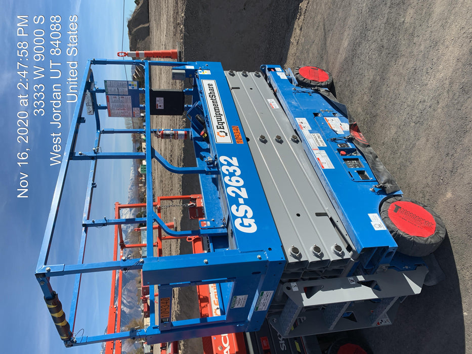 2020 Genie GS-2632 Solid NM Tires, Folding Rails with Half-Height Swing Gate, Beacon