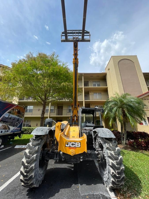 2020 JCB 509-42 Canopy, Solid Tires, Work Lights, Beacon, Aux Hydraulics, Back up Alarm, Lifting Eye, ES Decals