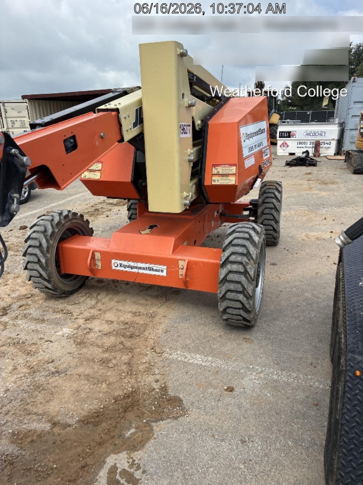 2021 JLG 340AJ