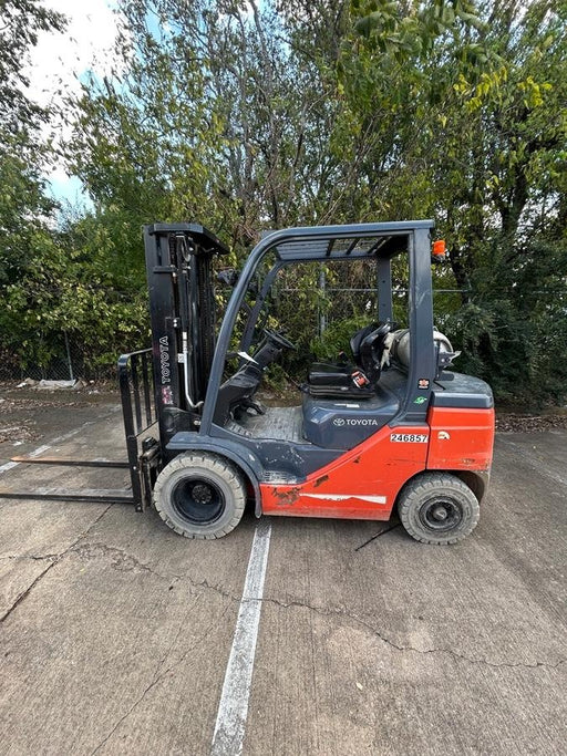 2022 TOYOTA 50-8FGU25