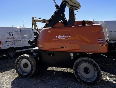 2023 JLG 660SJ