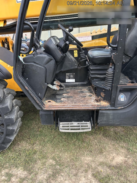 2019 JCB 510-56 Canopy, 74 HP, Solid Tires, STD Worklight, Beacon, Aux Hydraulics, Lifting Eye, Back up Alarm w/66" Carriage/60" Forks