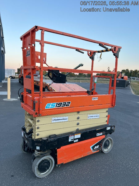 2022 JLG ES1932
