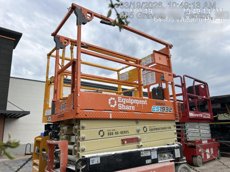 2022 JLG ES1932