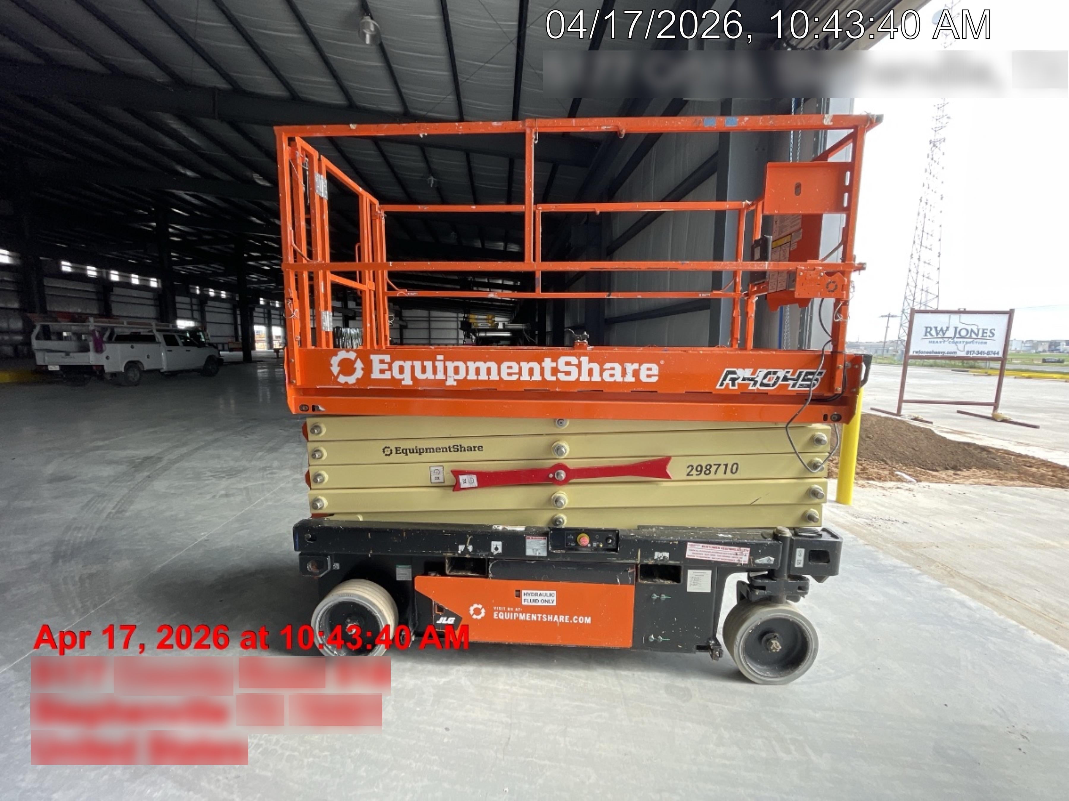 2023 JLG R4045