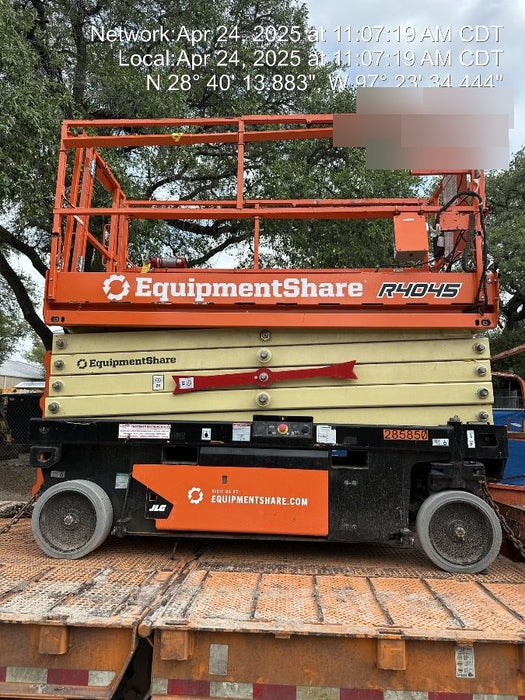 2022 JLG R4045