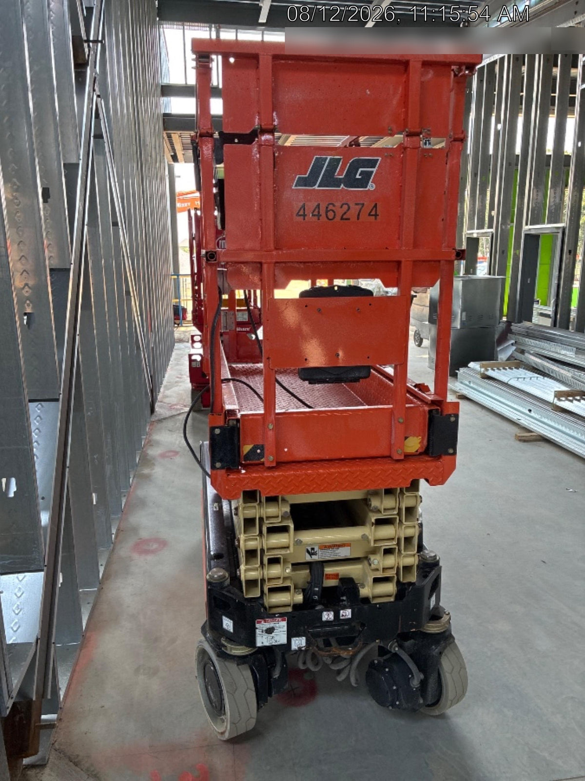 2024 JLG ES1932