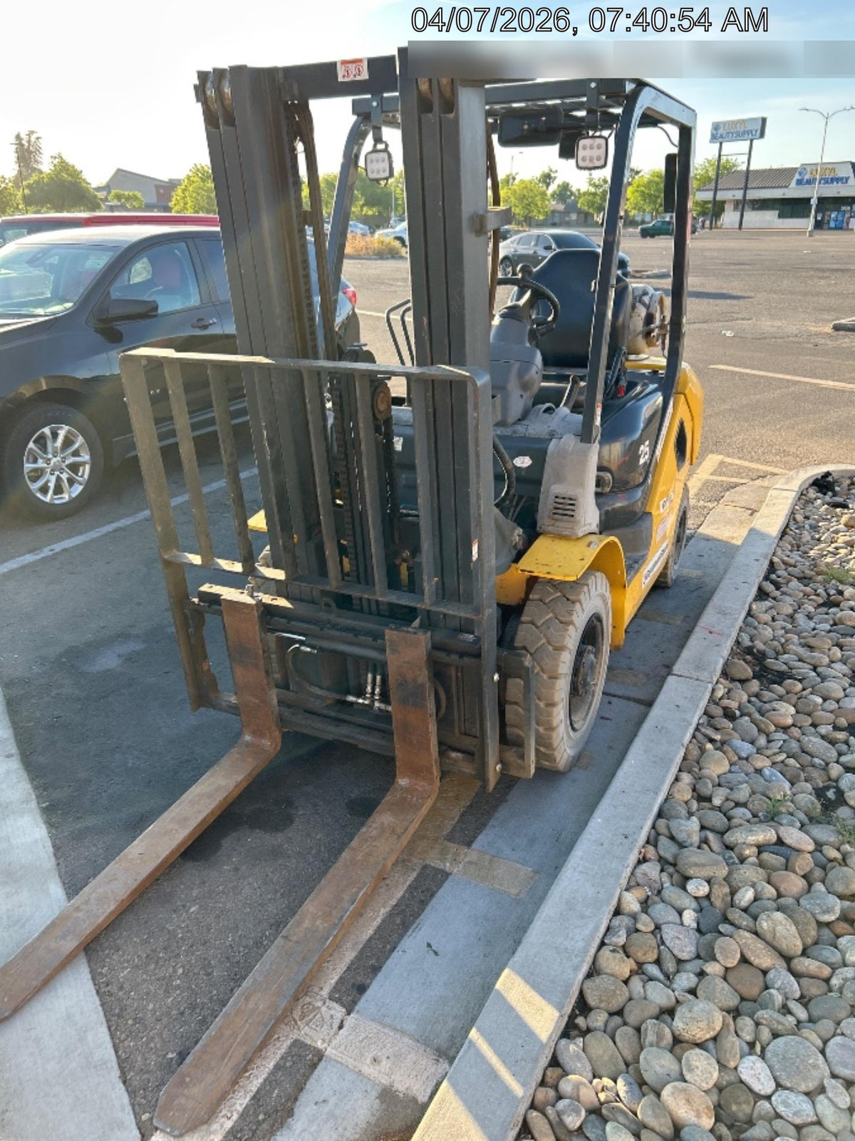 2021 KOMATSU FG25T-16