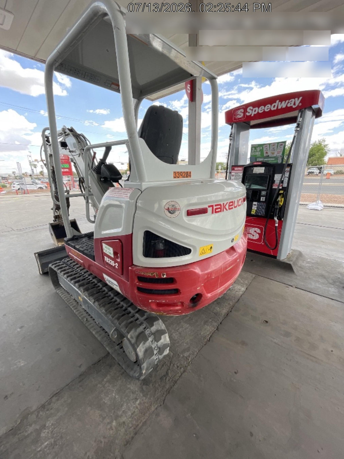 2023 TAKEUCHI TB235-2R