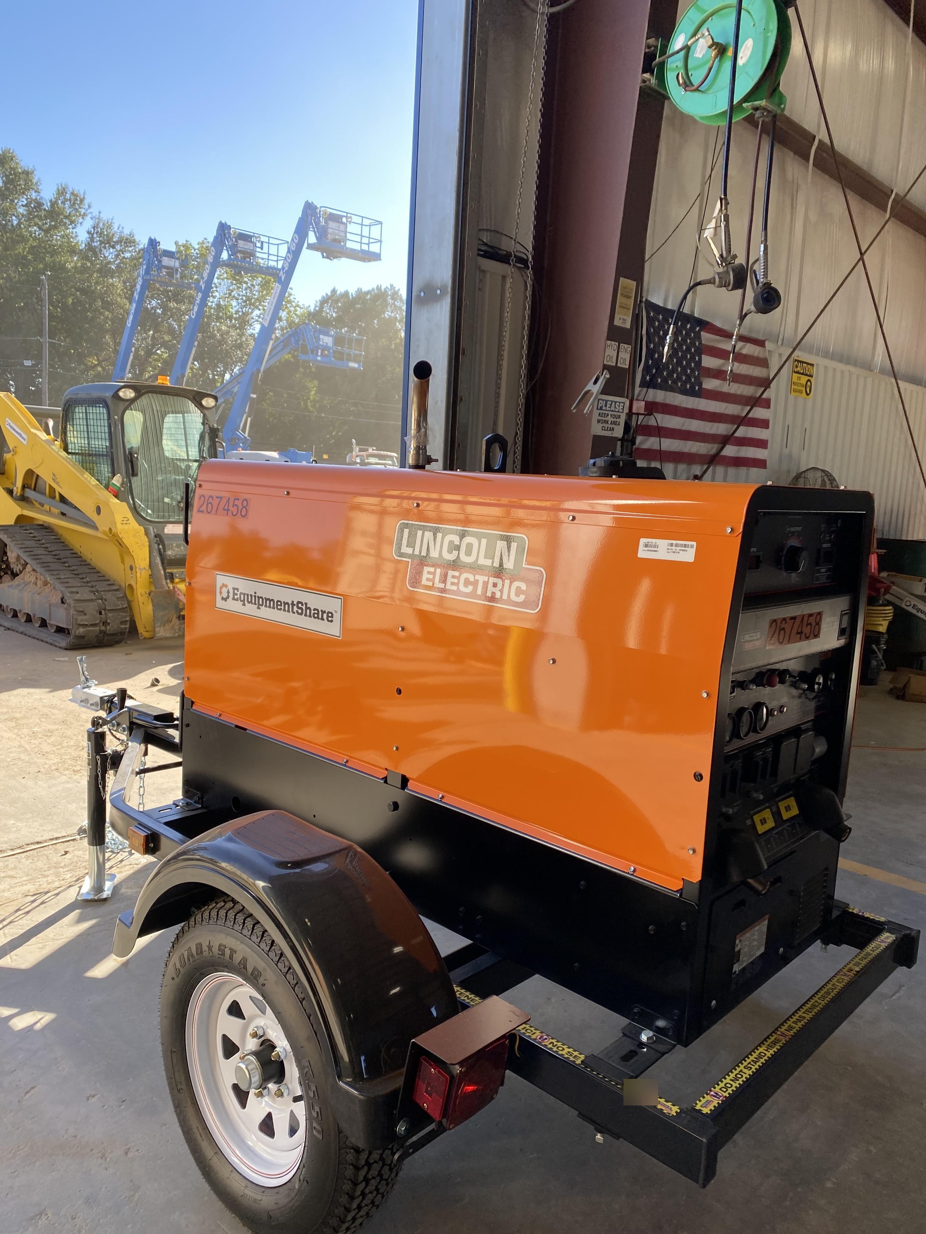 2022 Lincoln Electric LE400 Kubota V1505, Trlr, Cable Rack, Light Kit, ES Decals, T3