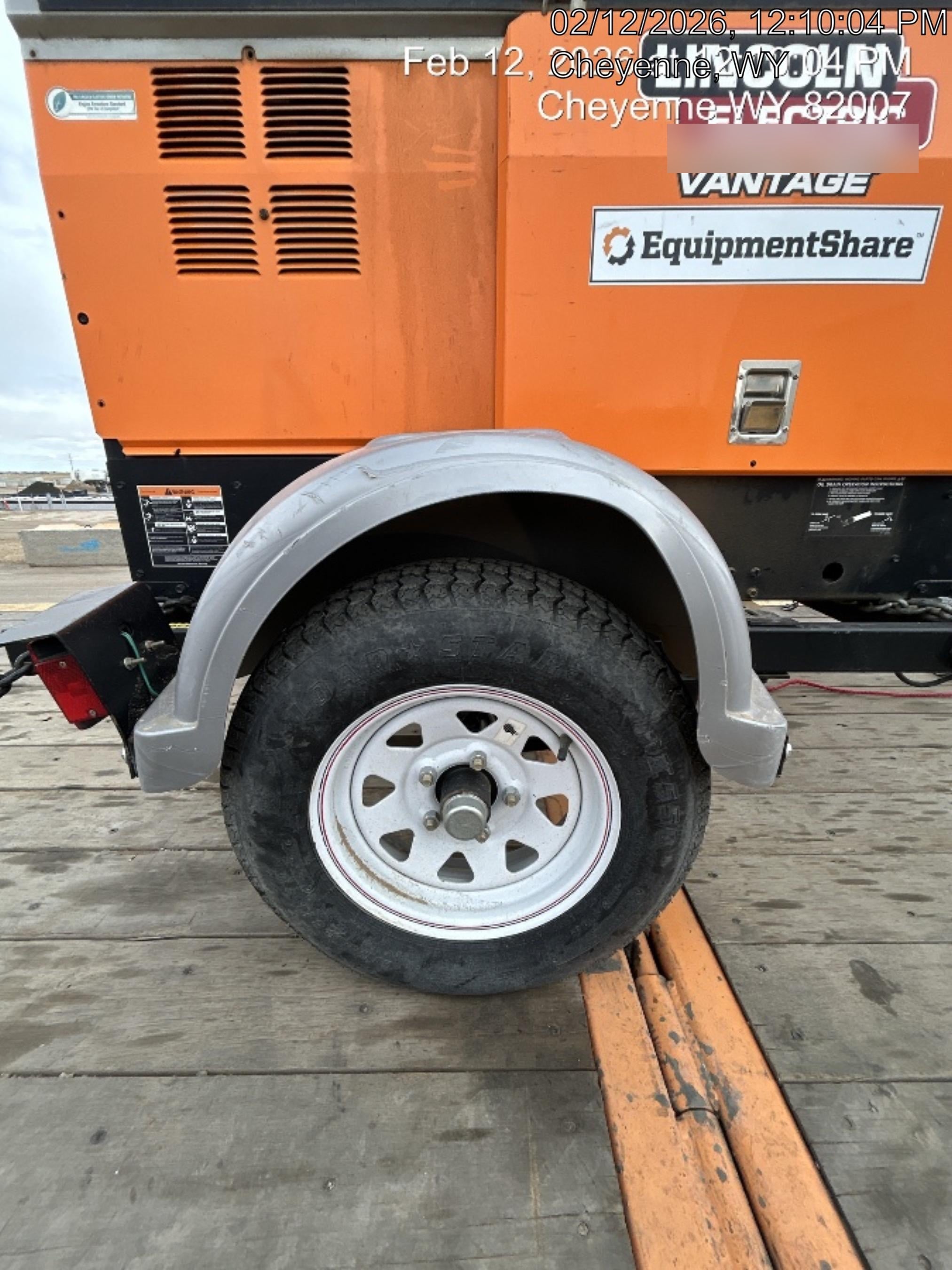 2022 Lincoln Electric LE400 Kubota V1505, Trlr, Cable Rack, Light Kit, ES Decals, T3