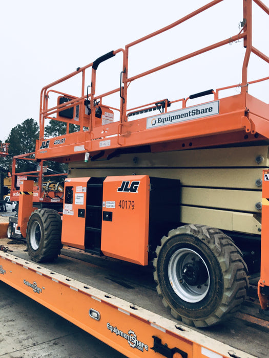 2019 JLG 430LRT