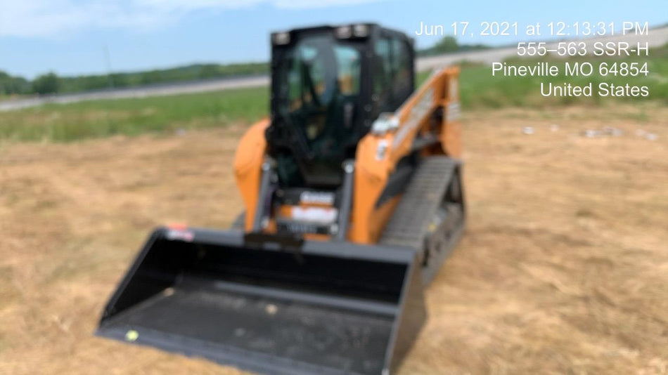 2021 CASE TR270B