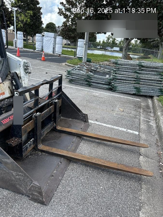 2022 ARROW MATERIAL HANDLING 48" Pallet Forks - Arrow