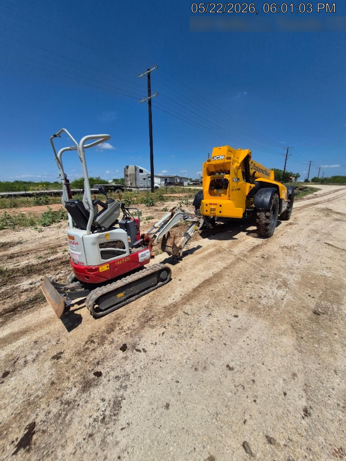 2022 TAKEUCHI TB210R
