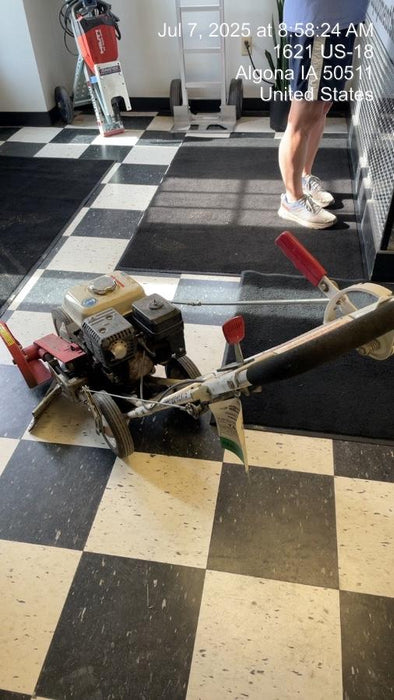 2013 LITTLE WONDER 6232 Edger