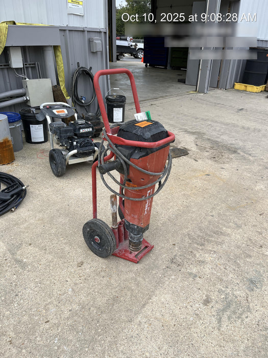 2021 HILTI TE 3000-AVR