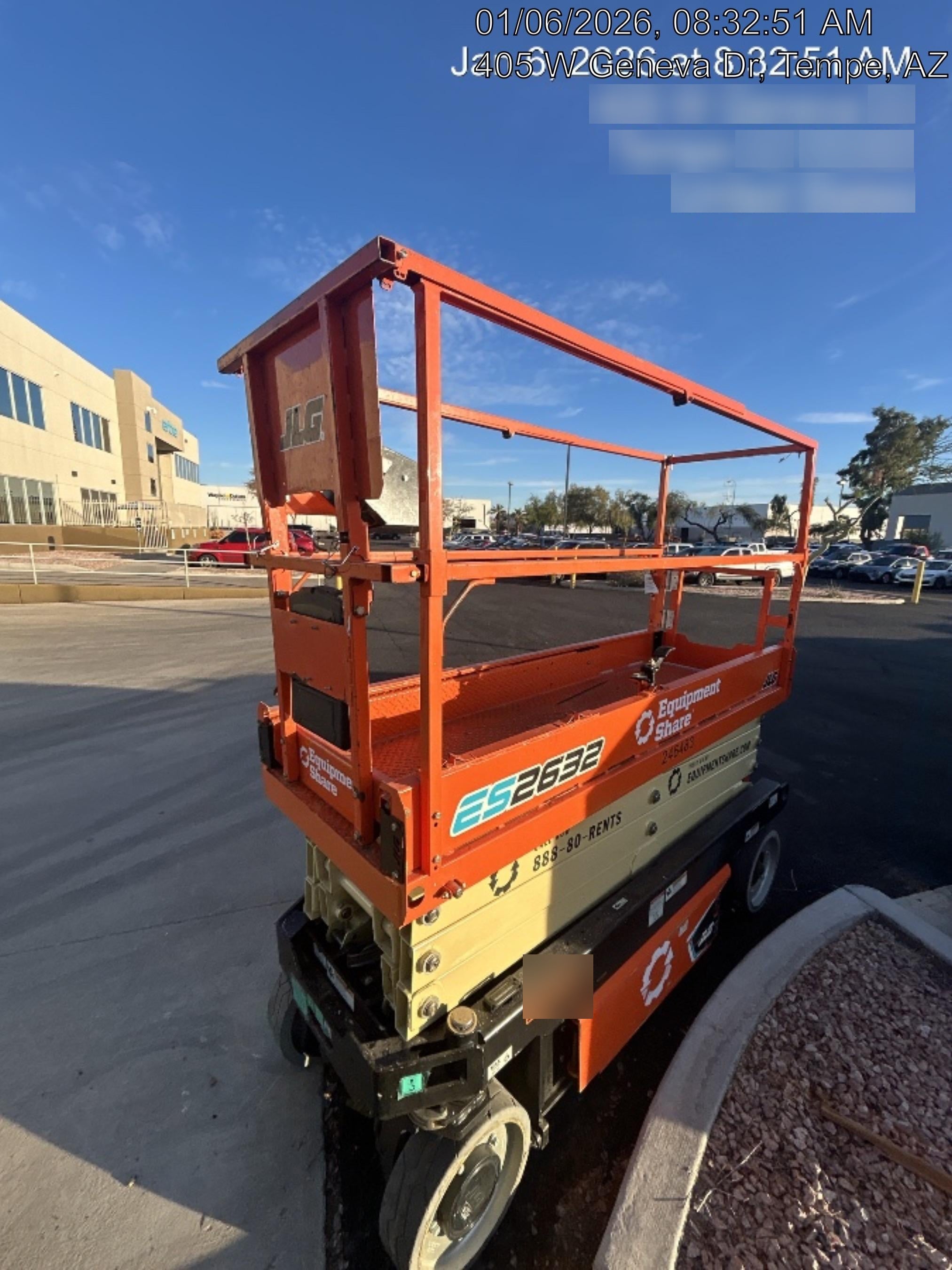 2022 JLG ES2632