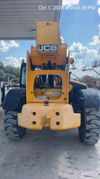 2019 JCB 510-56 74 HP w/CAB/HVAC, Beacon, Worklights, Aux Hydraulics, Solid Tires 66" Carriage/60" Forks