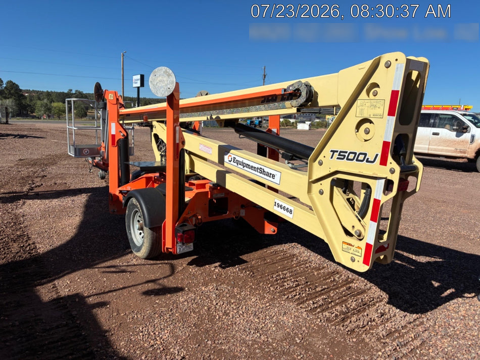 2021 JLG T500J