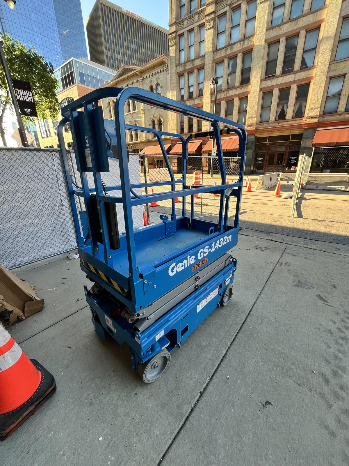 2023 GENIE GS-1432