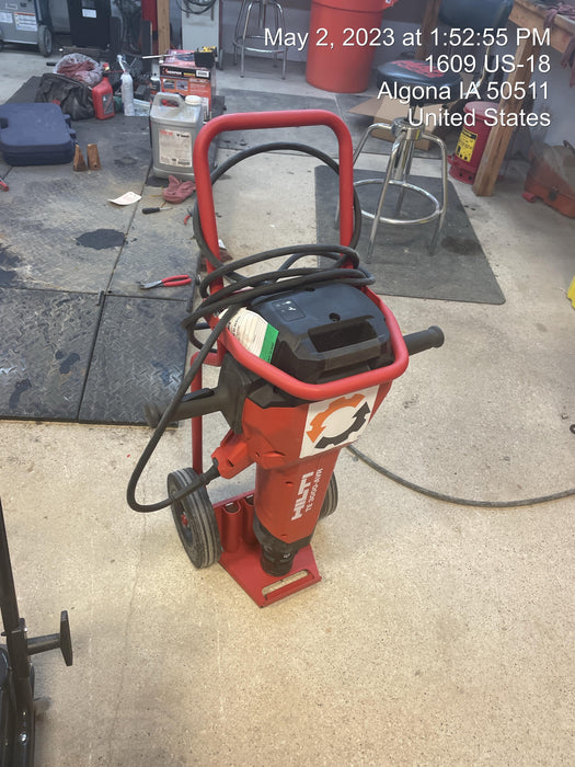 2022 HILTI TE 3000-AVR