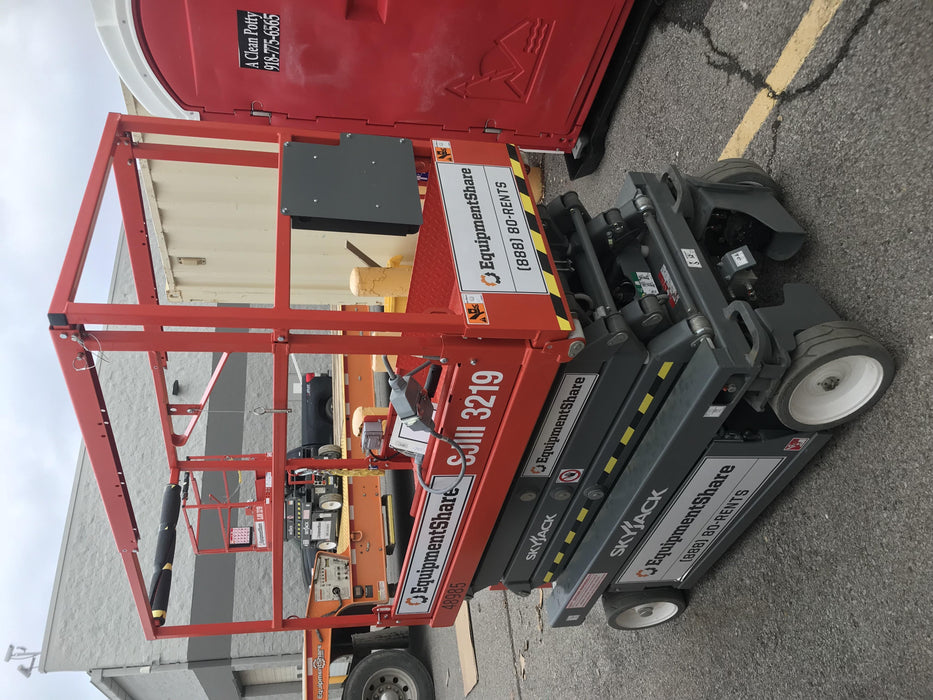 2019 Skyjack SJIII-3219 Standard Options, Trojan Batteries