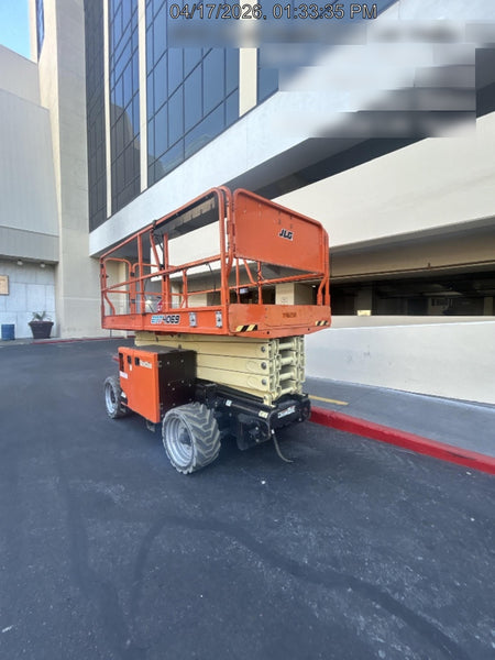 2021 JLG ERT4069