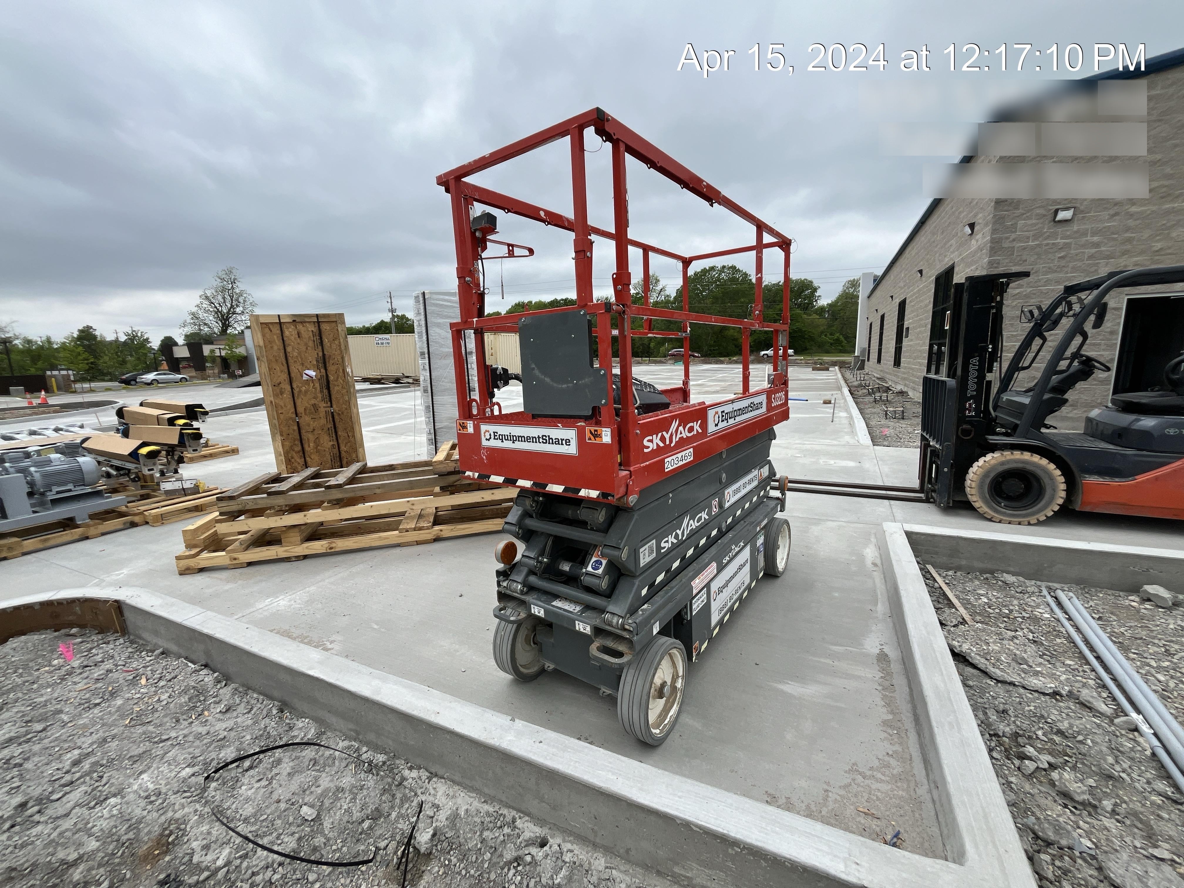 2022 SKYJACK SJ3226