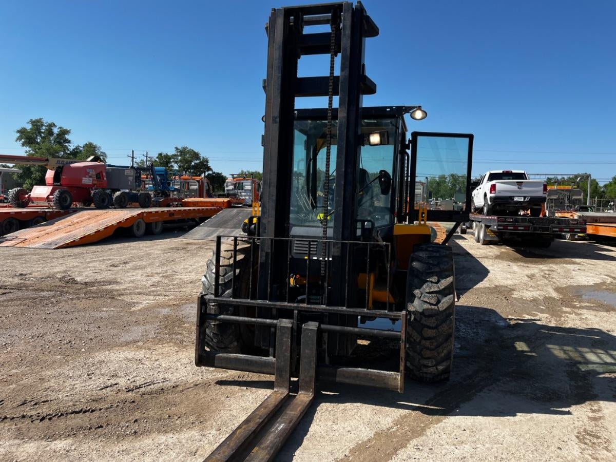 2021 JCB 940-4