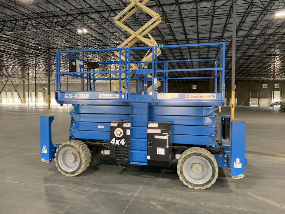 2020 GENIE GS-4390 RT