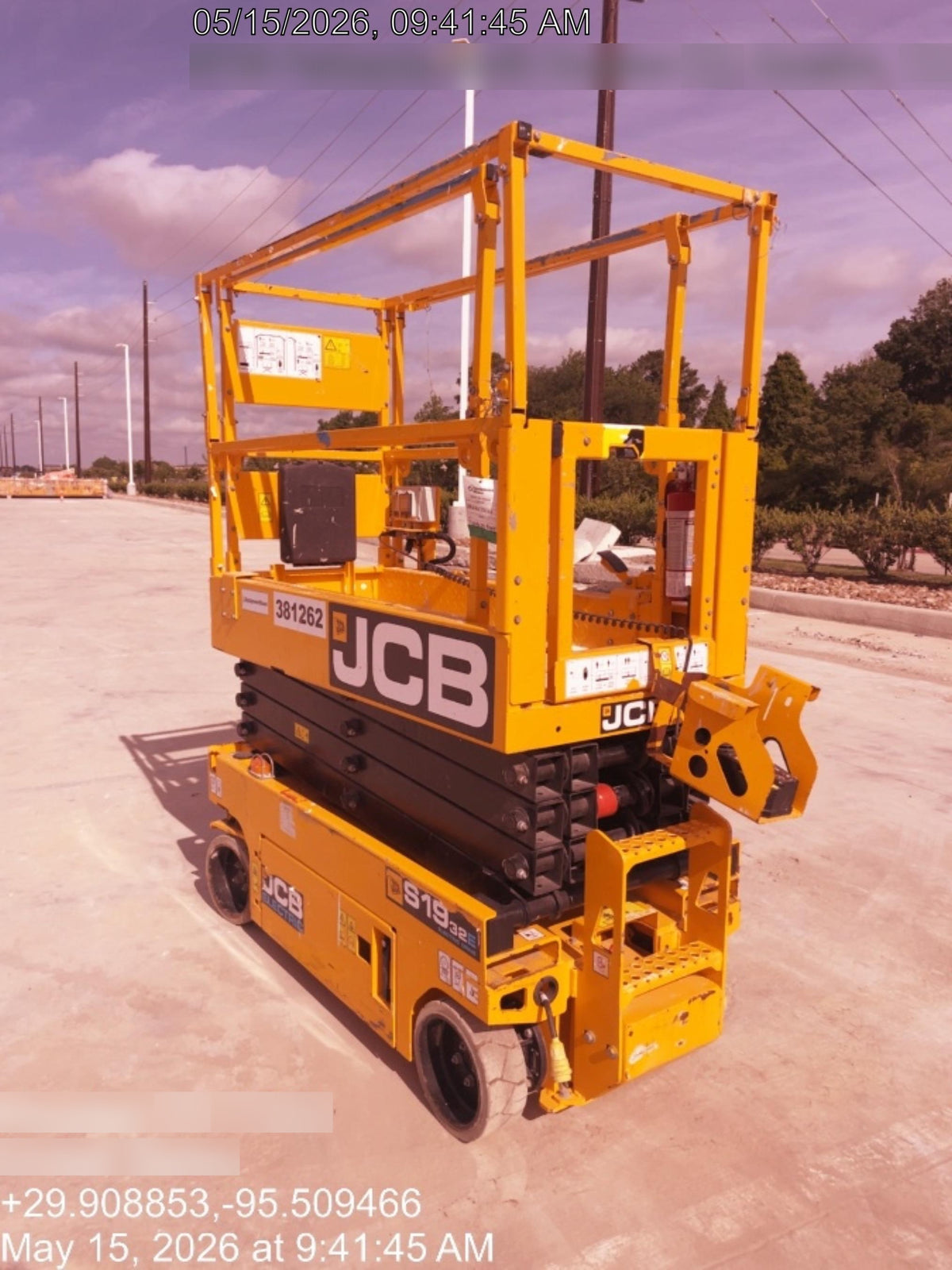 2024 JCB S1932E