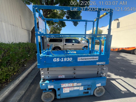 2020 Genie GS-1930 Solid Non Marking Tires, Beacon, Folding rails with half height swing gate, Telematics