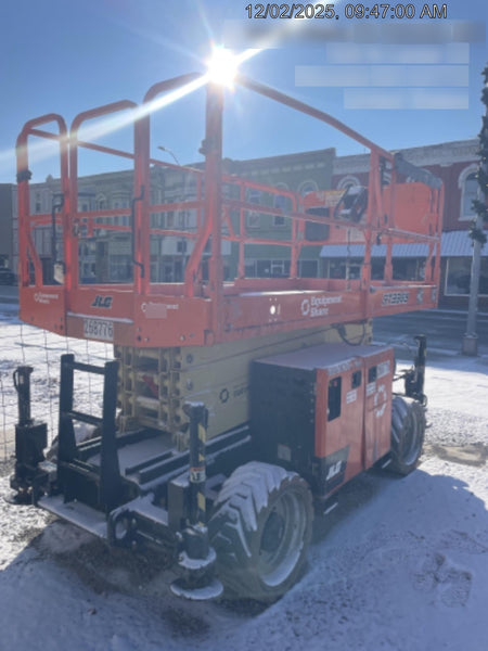 2022 JLG RT3369