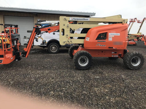2019 JLG 450AJ