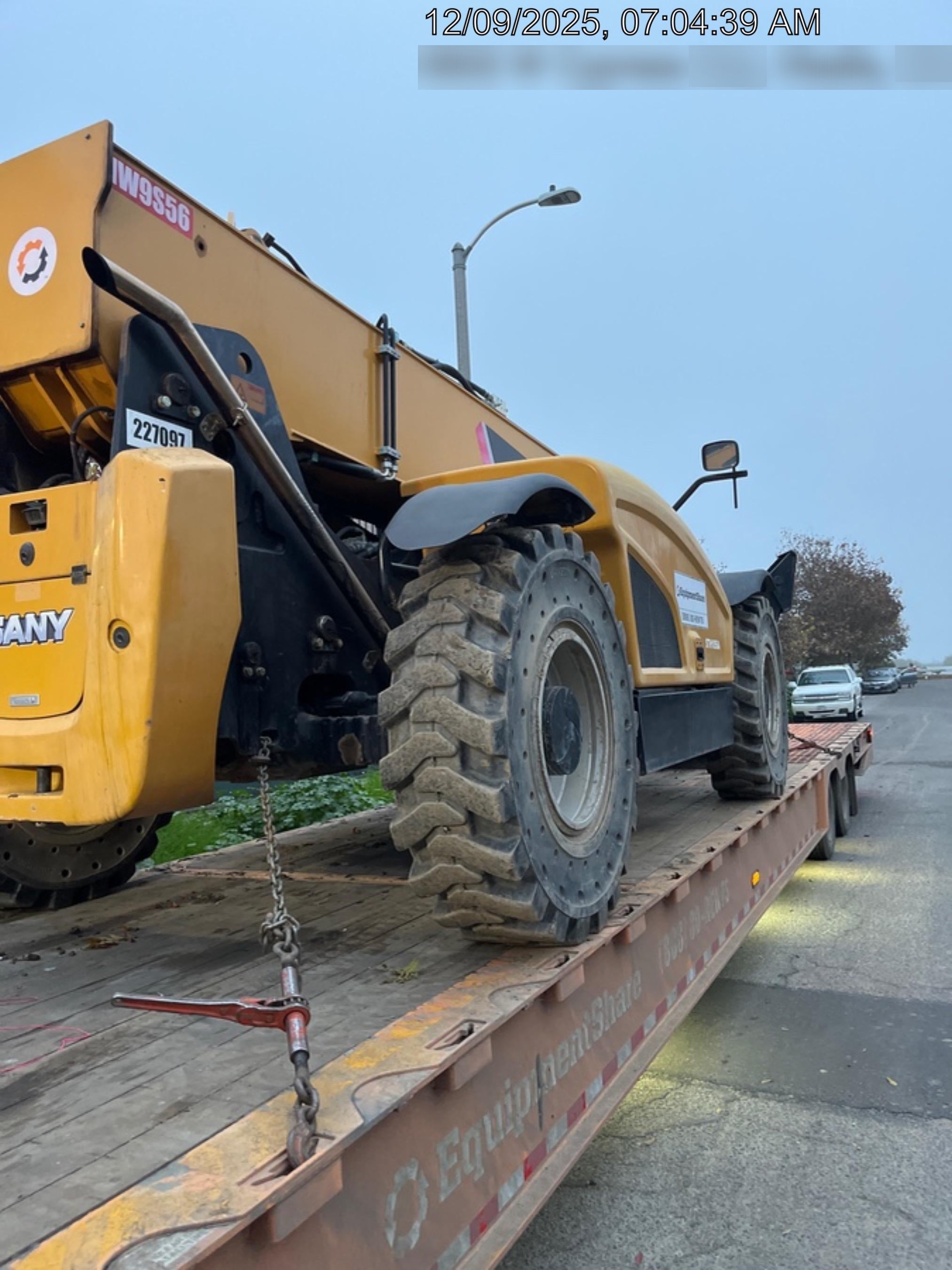 2022 SANY STH1056