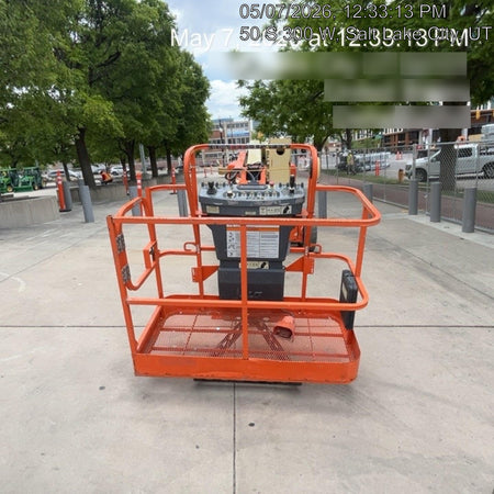 2019 JLG E450AJ