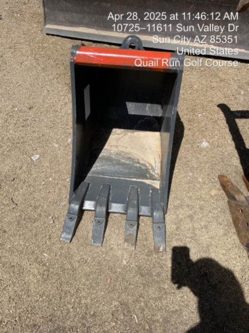 2025 TAG MANUFACTURING 18" Bucket - Tag