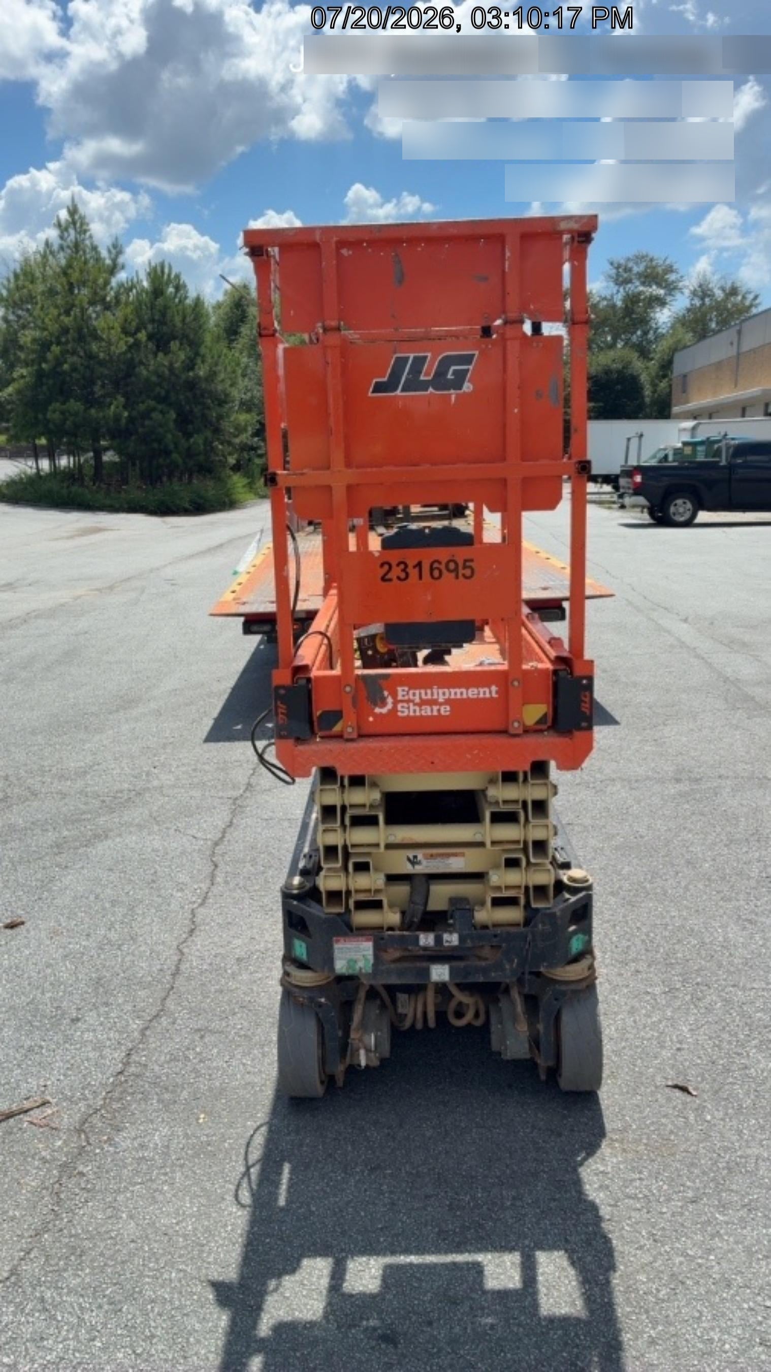 2022 JLG ES1932