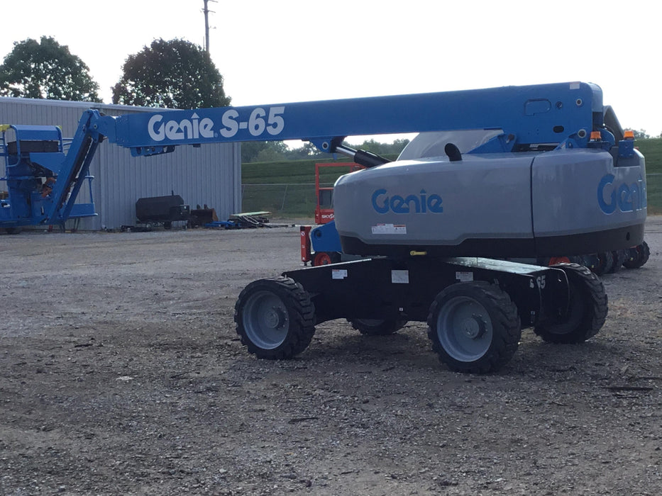 2018 GENIE S-65