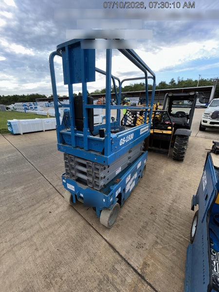 2019 Genie GS-1930 Fixed rails with chain Entry