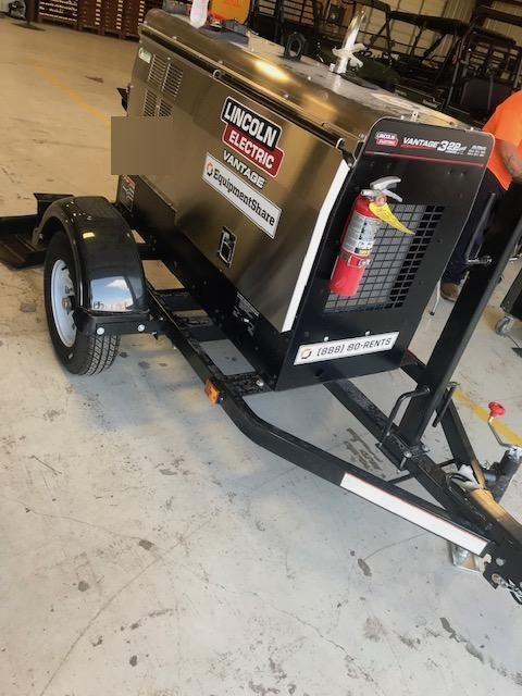 2019 Lincoln Electric Vantage 322 Welder Ready-Pak 3, Two wheel trailer, Fender and Light kit, Cable Rack